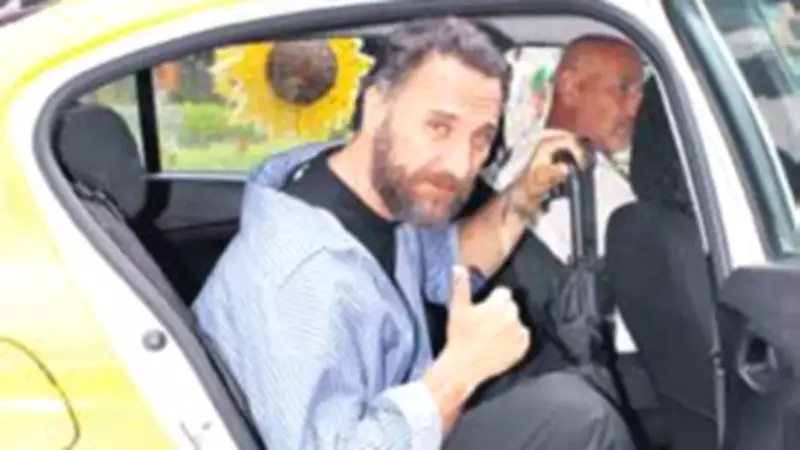 Fırat Çelik Alışveriş Merkezinde Telaşlı Anlar Yaşadı