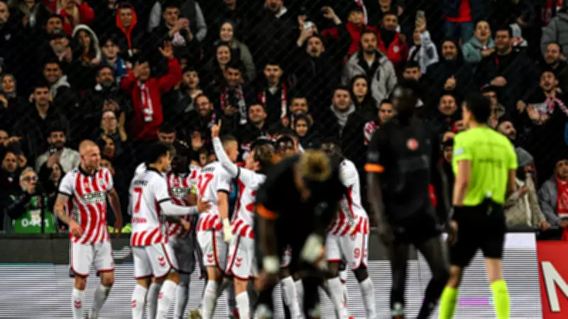 Galatasaray mağlubiyeti sonrası çarpıcı yorumlar: Rehavetin bedeli ağır oldu