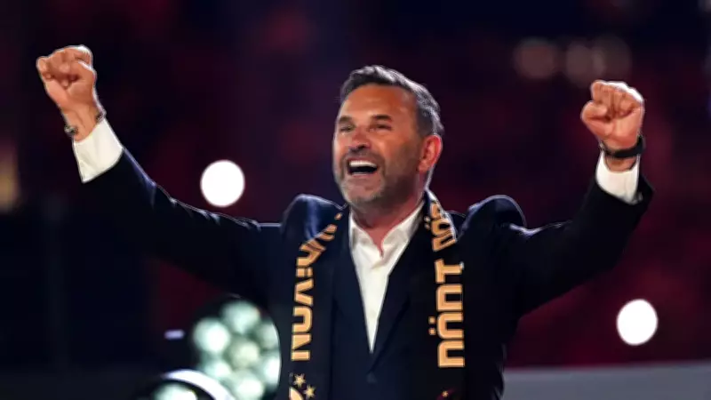 Galatasaray'a yeni sezonda da yıldız yağacak! 3 isimden biri bitiyor