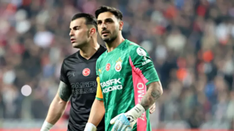 Galatasaray'da Günay Güvenç kırmızı kart gördü, takım 10 kişi kaldı
