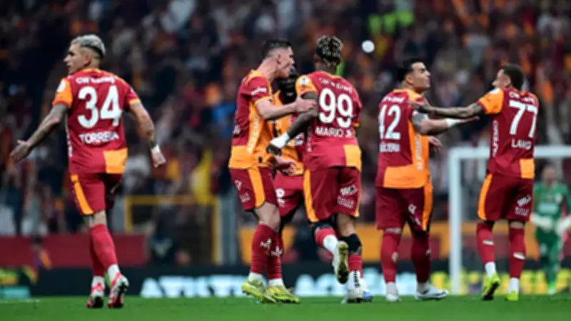 Galatasaray'dan göndermeli şampiyonluk paylaşımı: Tüm zorluklara ve engellere...