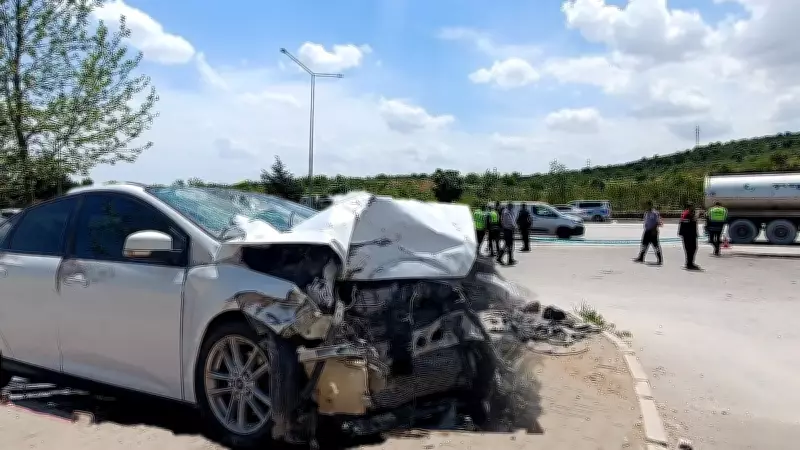 Gaziantep'te TIR ile Otomobil Çarpıştı: 1 Ölü, 4 Yaralı