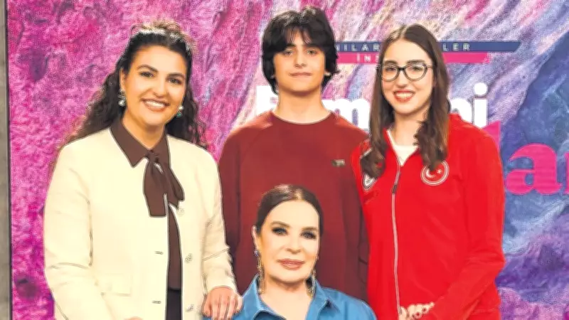 Gençler Bu Ülkenin Yarınına Işık Tutuyor