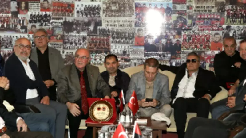 Gençlerbirliği Camiası Geleneksel Pilav Gününde Bir Araya Geldi