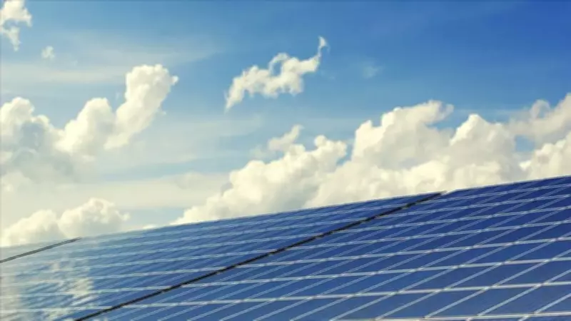 Güneşten elektrik üretiminde yılın rekoru kırıldı