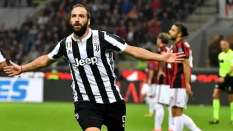 Gonzalo Higuain'in yeni imajı sosyal medyada gündem oldu
