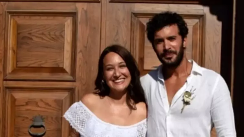 Gupse Özay, kızı Jan Asya'nın 3. yaş gününde ilk kez fotoğraf paylaştı