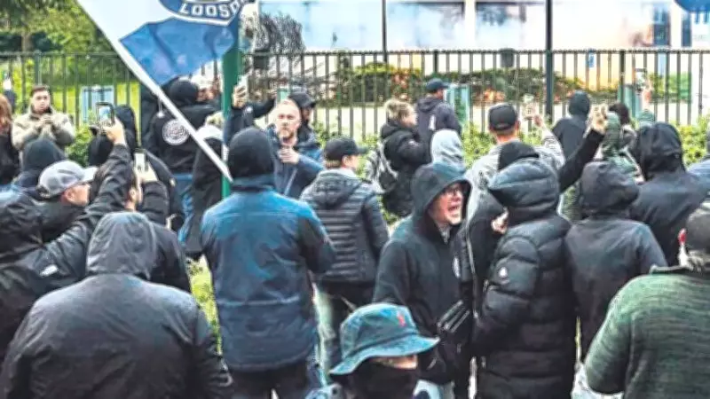 Hollanda'da Irkçı Vahşet: Sığınmacı Barınma Merkezi Ateşe Verildi