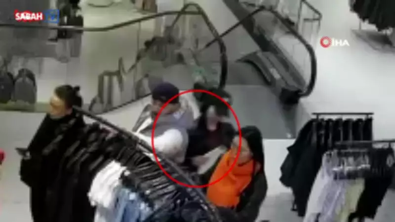 Şişli'de AVM'de Yankesicilik Yapan 2 Şüpheli Yakalandı
