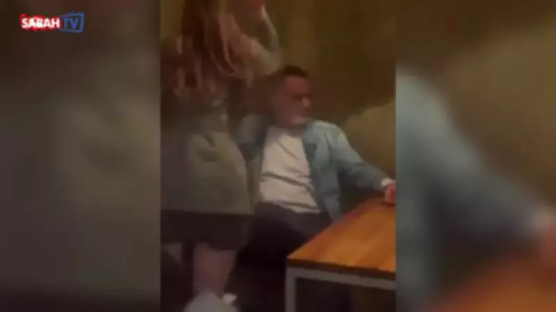 Kadıköy'de Kadınlardan Ozan Güven'e Protesto: Failler Dışarı Sesleri