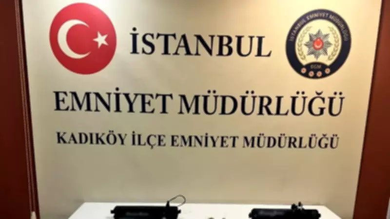 Kadıköy'de uyuşturucu operasyonu: 2 tutuklama