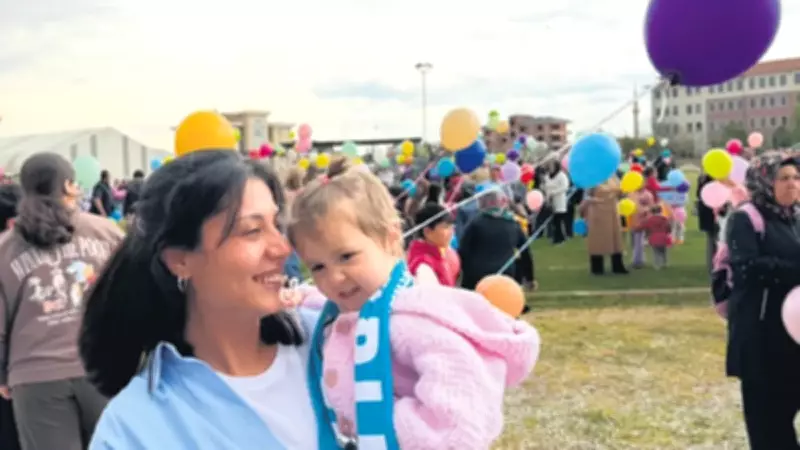 Kanseri Yenen Minik Umay, İlçe Stadyumunda Balonlarla Kutlandı
