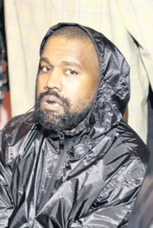 Kanye West ve Travis Scott İstanbul'da Buluşuyor