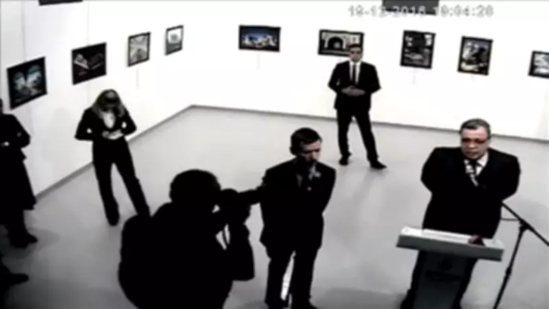 Karlov suikastı davasında casusluk suçlamasıyla yargılanan sanıkların duruşması ertelendi