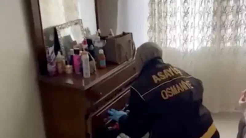 Kendini sosyal yardım görevlisi olarak tanıtan 13 kişi tutuklandı