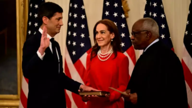 Kevin Warsh, Fed Başkanlığına Yemin Etti, Trump'tan Tam Destek Aldı