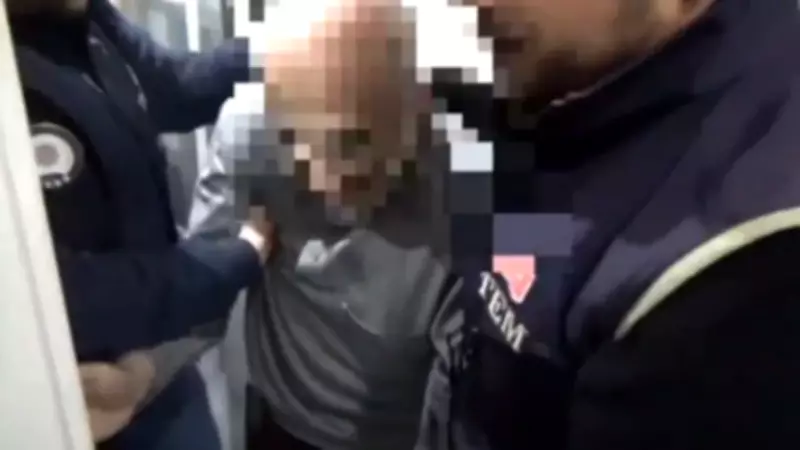 Kilis'te FETÖ operasyonu: 8 yıl 9 ay hapis cezasıyla aranan şahıs gizli bölmede yakalandı
