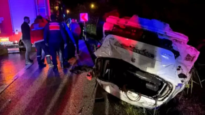 Kütahya'da takla atan otomobilde 4 kişi yaralandı