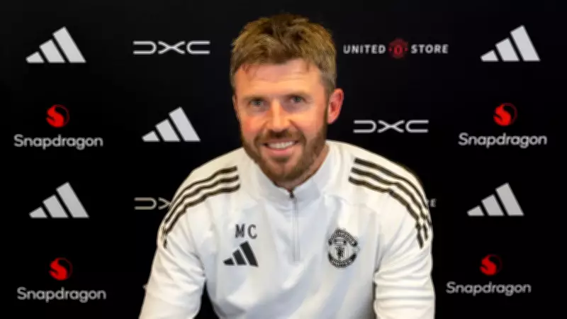 Manchester United, Michael Carrick ile 2 yıl daha devam ediyor