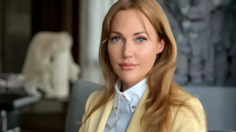 Meryem Uzerli annesinin 77. yaş gününü nostaljik fotoğraflarla kutladı
