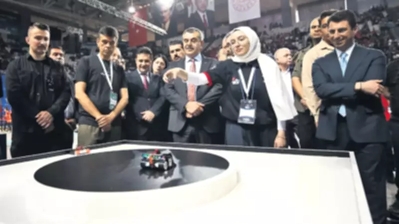 Meslek Liseliler Robotlarıyla Yarıştı