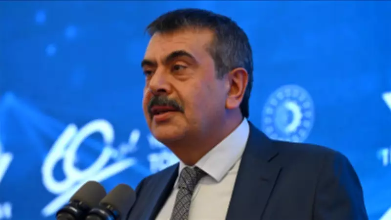 Milli Eğitim Bakanı Yusuf Tekin Açıkladı: Ara Tatil Kalkıyor mu?