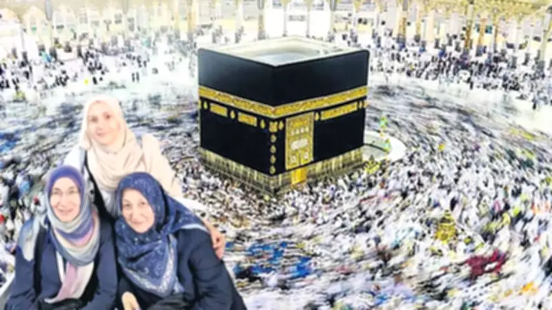 Müslümanlar Akın Akın Kabe'ye Geliyor