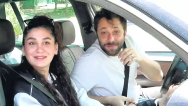 'Çocuk düşünüyoruz' diyen ünlü çift Bebek'te görüntülendi
