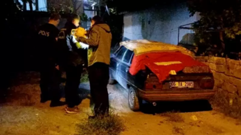 Çorum'da Baba Evi Önünde Tüfekle Ateş Açan Şüpheli Kaçtı