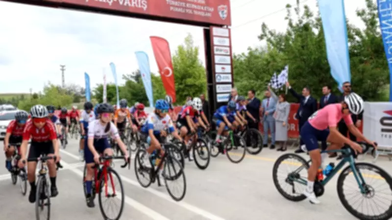 Pedallar Milli Forma İçin Çevrildi: Bisiklet Türkiye Kupası Gaziantep'te Başladı