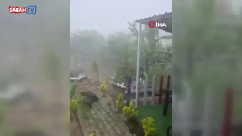 Polatlı'da dolu yağışı tarım arazilerini vurdu
