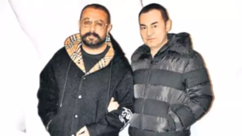 Serdar Ortaç AVM'de Hayranlarıyla Buluştu, Yeni Şarkı Müjdesi Verdi