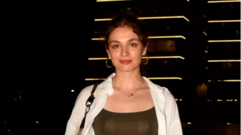 Serra Arıtürk: Oyunculukta kuralım yok, her role açığım
