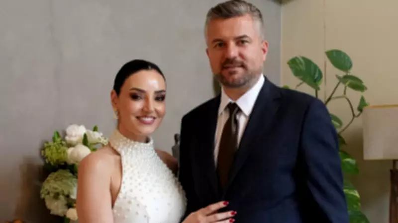 Sevcan Orhan ve Görkem Duman aile arasında nişanlandı
