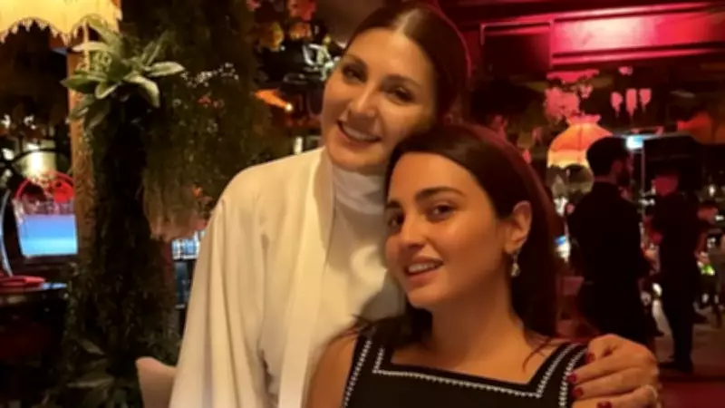 Sibel Can Asaletiyle Görenleri Büyüledi! Kızı Melisa Ural O Anı Paylaştı
