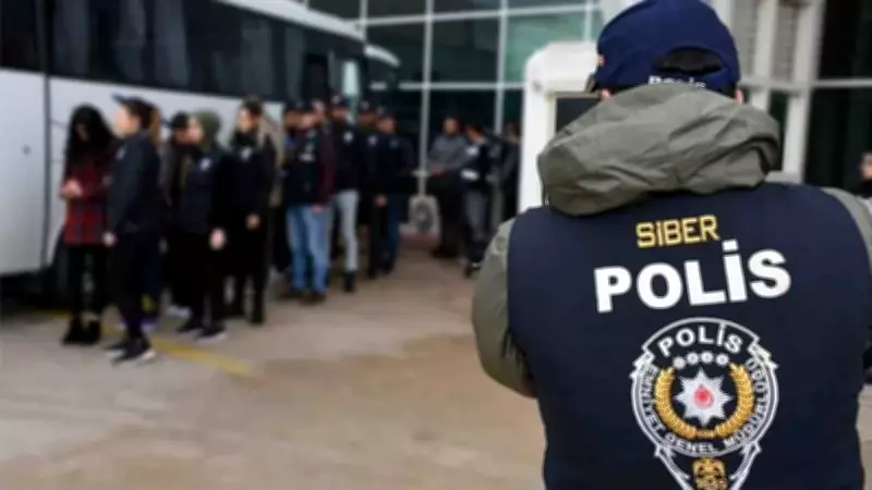 Siber dolandırıcılık operasyonunda 31 tutuklama