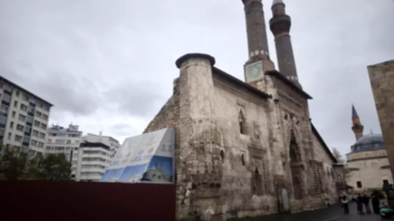 Sivas'taki Çifte Minareli Medrese'de Kapsamlı Restorasyon Başlıyor