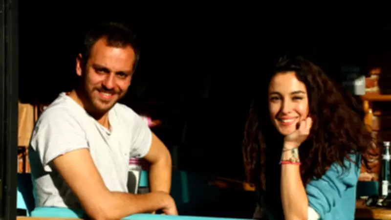 SON DAKİKA: Erkan Kolçak Köstengil ile Cansu Tosun 8 Yıllık Evliliğini Bitirdi