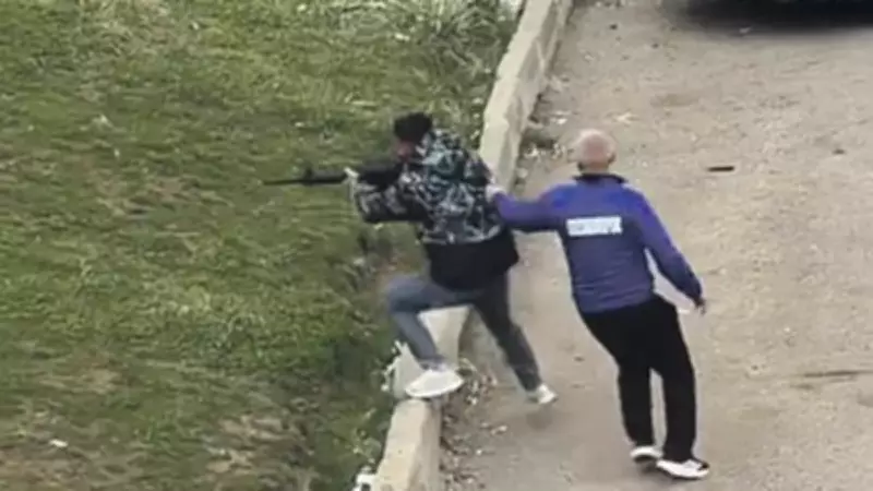 Sosyal Medya Hesabı Açan Eşine Ateş Etti