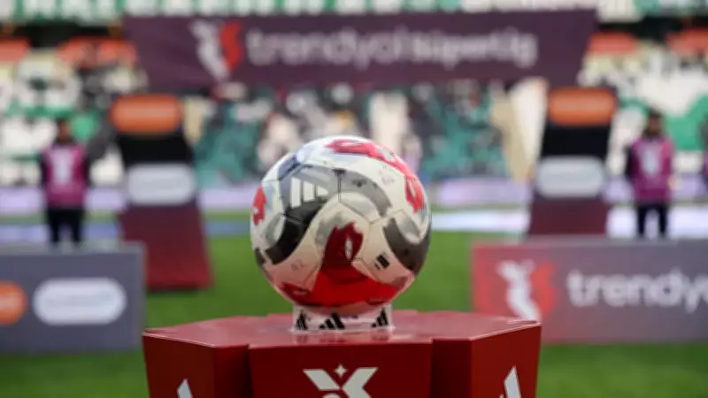 Süper Lig'de en golcü Türk Umut Nayir, en hırçın Orkun Kökçü