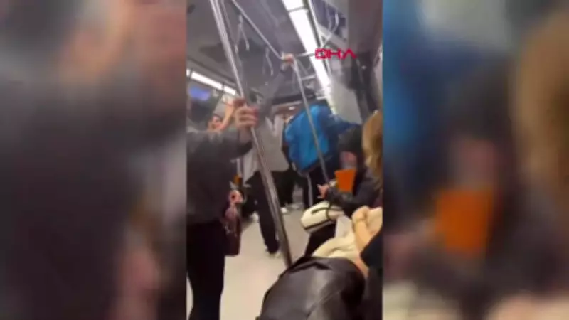 İstanbul Metrosunda Küfürlü Tezahürat Kavgası: Yaşlılara Saldırı Kamerada