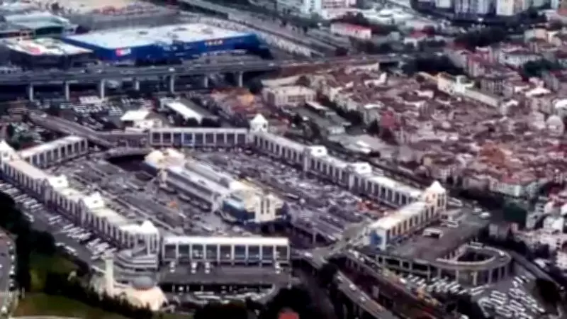 İstanbul Valisi Gül, bayram öncesi helikopterle trafik denetimi yaptı