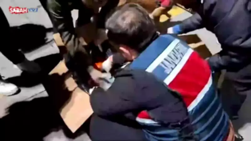 İstanbul'da zehir sevkiyatına darbe: 92.5 kilo eroin ele geçirildi