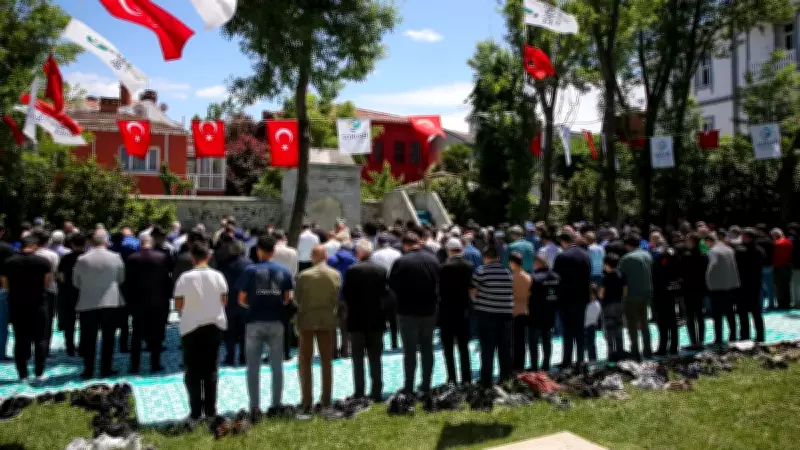 İstanbul'un Fethi'nin 573. yılında tarihi namazgâh yeniden ibadete açıldı