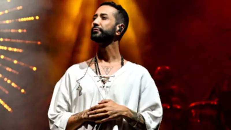 Tan Taşçı'nın İzmir Konserinde Alev Efekti Panik Yarattı