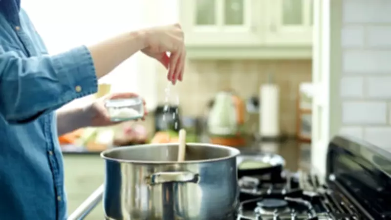 Tatlılara Neden Tuz Eklenir? Etkisine İnanamayacaksınız