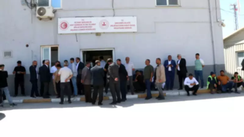 TCG Anadolu'ya ikinci günde de vatandaşlardan yoğun ilgi
