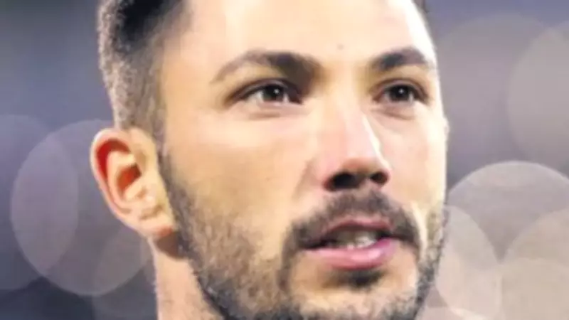 Tolgay Arslan 35 yaşında futbolu bıraktı
