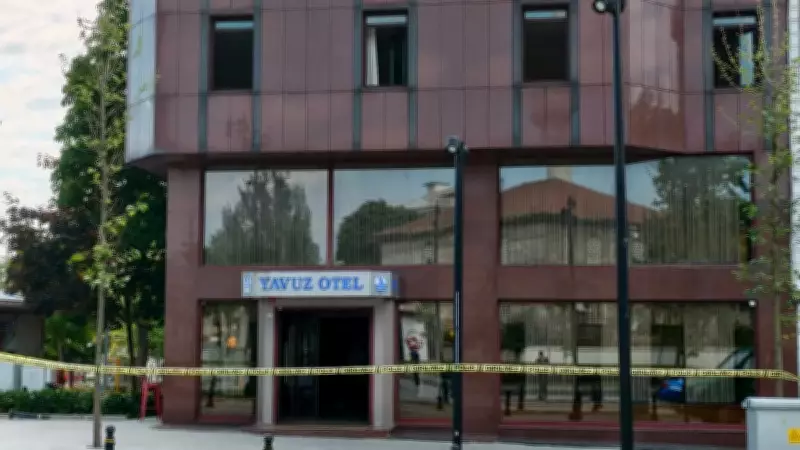 Topkapı'da otel yangını: 1 kişi hayatını kaybetti