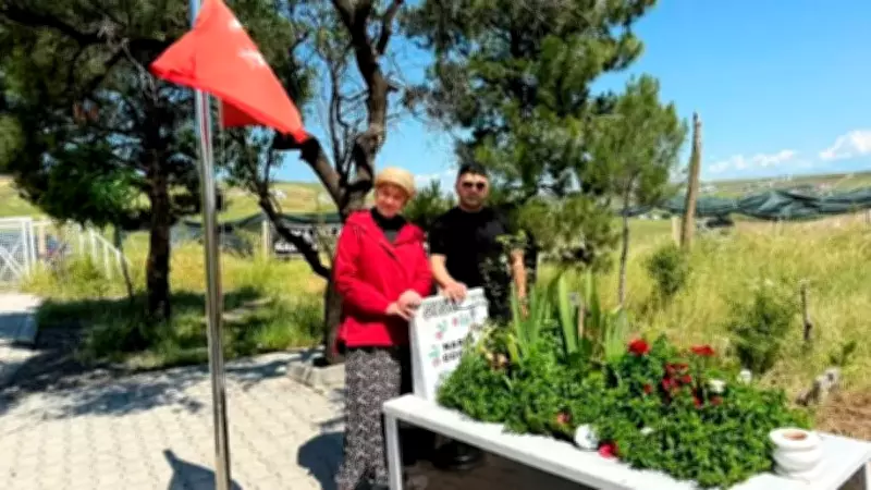 Türkiye o’nu unutmadı: Narin’in mezarı bayramda ziyaretçi akınına uğradı